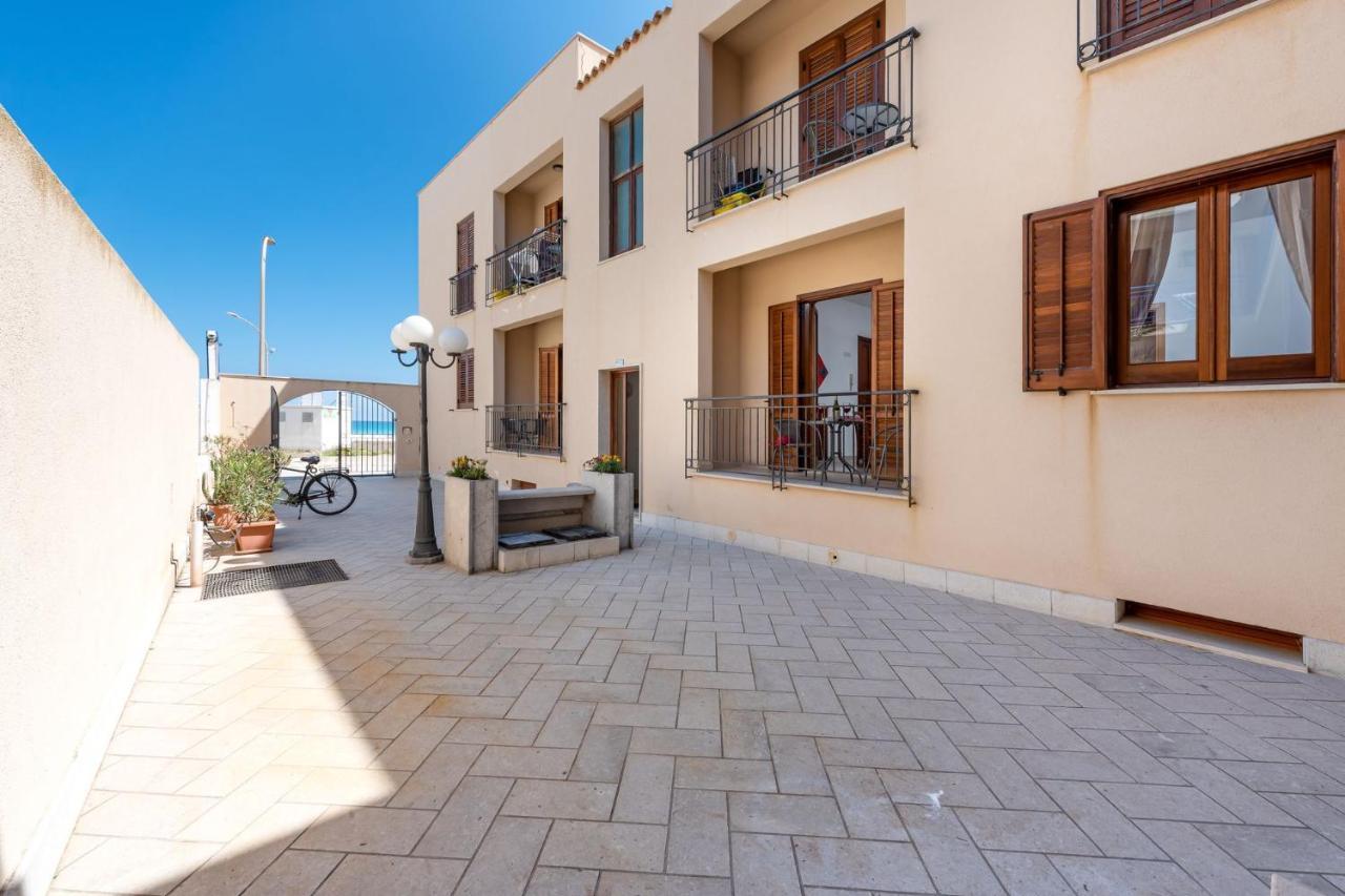 I Tre Golfi Beach Apartments Сан Вито ло Капо Екстериор снимка