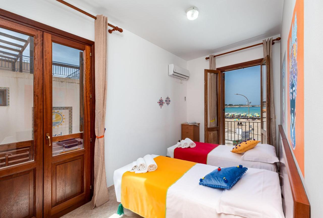 I Tre Golfi Beach Apartments Сан Вито ло Капо Екстериор снимка